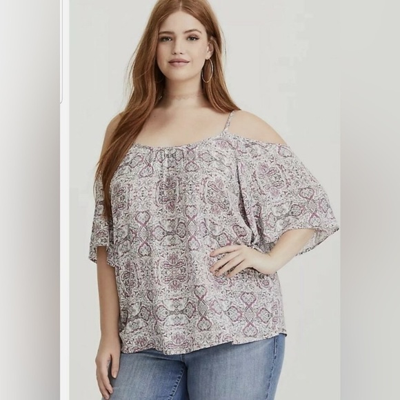 Torrid Lavender Print Cold Shoulder Challis Top Blouse w shabby chic Gypsy vibe - Picture 3 of 14
